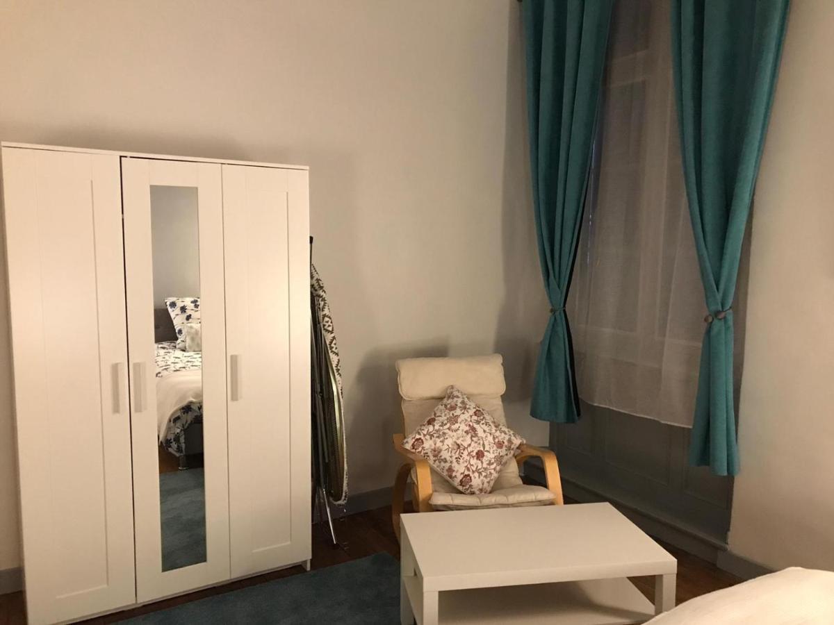 Eglantine Appartement Centre Historique De Dinan Ngoại thất bức ảnh