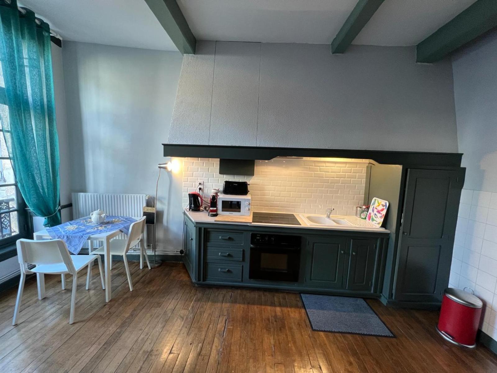 Eglantine Appartement Centre Historique De Dinan Ngoại thất bức ảnh
